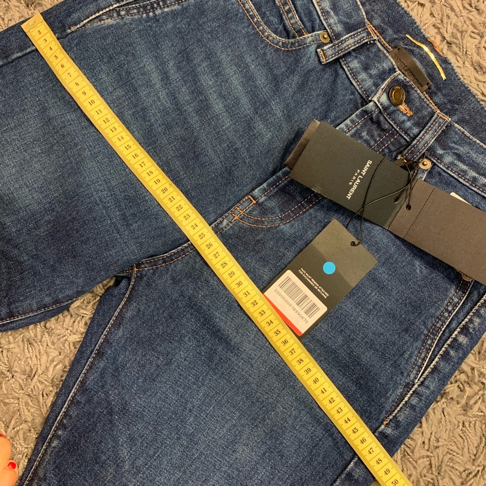 Jeans - Picture 9 of 10